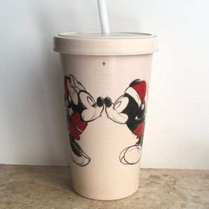 Disney Minnie & Mickey “Holiday Kisses” Cup w/Straw